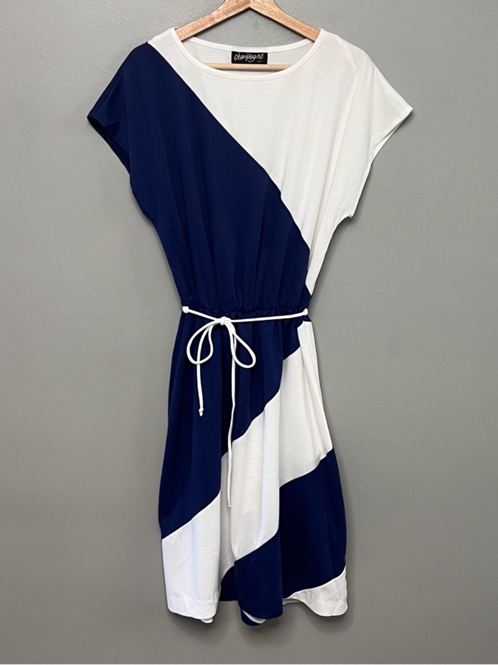 VTG Mod Colorblock Batwing Belted Dress White/Navy Disco Nautical Size 18